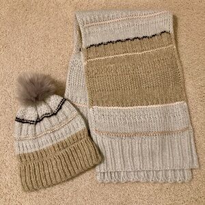Gap Scarf and Hat Set